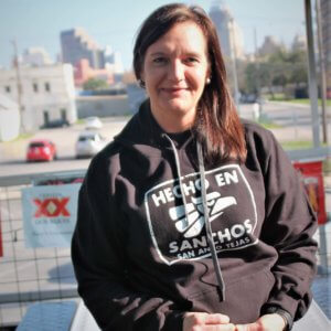 hecho en sanchos hoodie